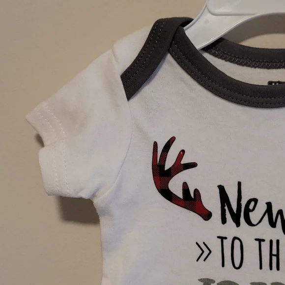 Hudson Baby Onesie New To The Tribe - Picture 3 of 9